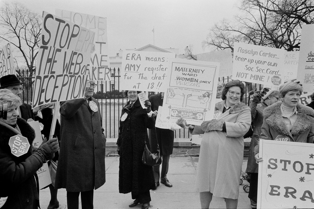 Women protesting for equal rights in the seventies. (Library of Congress, Prints and Photographs Collections, 1977)