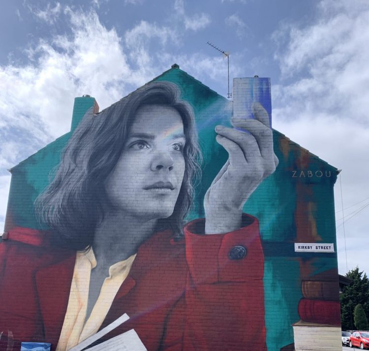 The new mural down Kirkby Street shows Sir Isaac Newton holding a prism, but it has divided  opinion.